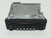 Radio / CD-Player / DVD-Player / Navigation