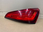 Tailgate rear/tail lights