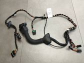 Rear window lifting mechanism without motor