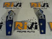 Engine bonnet/hood hinges