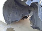 Front wheel arch liner splash guards