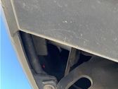 Front bumper mounting bracket