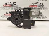 Motor del regulador de la ventanilla de la puerta delantera
