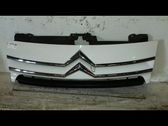 Front bumper upper radiator grill