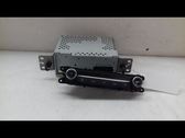 Radio / CD-Player / DVD-Player / Navigation