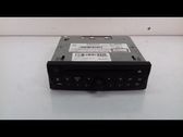Radio / CD-Player / DVD-Player / Navigation