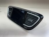 Radio/CD/DVD/GPS head unit