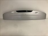 Tailgate/trunk spoiler