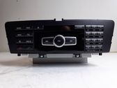 Radio / CD-Player / DVD-Player / Navigation