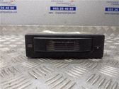 Radio / CD-Player / DVD-Player / Navigation