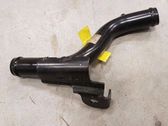Tuyau de liquide de refroidissement moteur