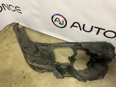 Headlight/headlamp mounting bracket
