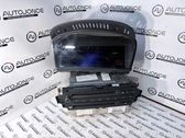 Radio / CD-Player / DVD-Player / Navigation