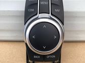 Head unit multimedia control