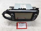 Radio / CD-Player / DVD-Player / Navigation