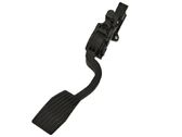 Accelerator throttle pedal