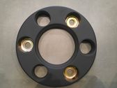 R16 wheel hub/cap/trim