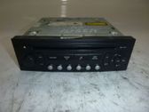 Radio/CD/DVD/GPS-pääyksikkö