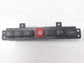 Botón interruptor de luz de peligro