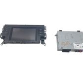 Radio / CD-Player / DVD-Player / Navigation