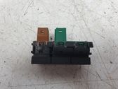 Botón interruptor de luz de peligro