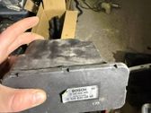 Oven keskuslukituksen ohjausyksikön moduuli