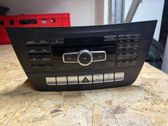 Radio/CD/DVD/GPS-pääyksikkö