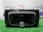 Radio / CD-Player / DVD-Player / Navigation