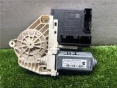 Motor del regulador de la ventanilla de la puerta delantera