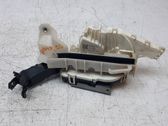 Cerradura de puerta delantera