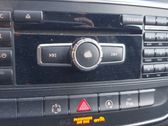 Radio / CD-Player / DVD-Player / Navigation