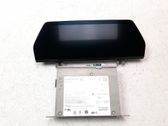 Radio / CD-Player / DVD-Player / Navigation