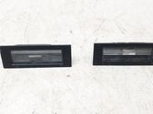 Éclairage de plaque d'immatriculation
