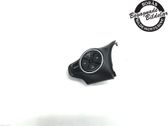 Steering wheel buttons/switches