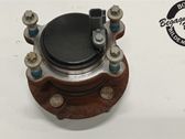 Rear wheel bearing hub