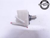 Master brake cylinder