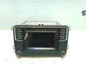Radio / CD-Player / DVD-Player / Navigation