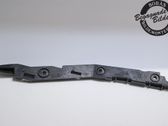 Fender mounting bracket