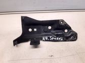 Fender mounting bracket