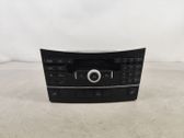 Radio / CD-Player / DVD-Player / Navigation