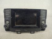 Radio / CD-Player / DVD-Player / Navigation