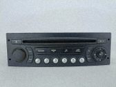 Radio/CD/DVD/GPS-pääyksikkö