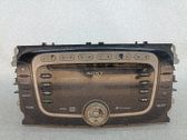 Radio / CD-Player / DVD-Player / Navigation