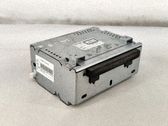 Radio / CD-Player / DVD-Player / Navigation