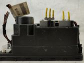 Oven keskuslukituksen ohjausyksikön moduuli