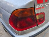 Tailgate rear/tail lights