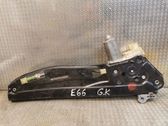 Mécanisme lève-vitre de porte arrière avec moteur