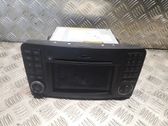 Radio / CD-Player / DVD-Player / Navigation