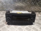 Radio/CD/DVD/GPS-pääyksikkö