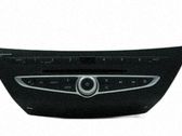 Radio / CD-Player / DVD-Player / Navigation